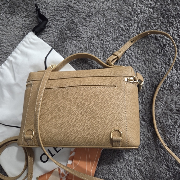 Oleada Elegant Tan Leather Handbag - Picture 13 of 15